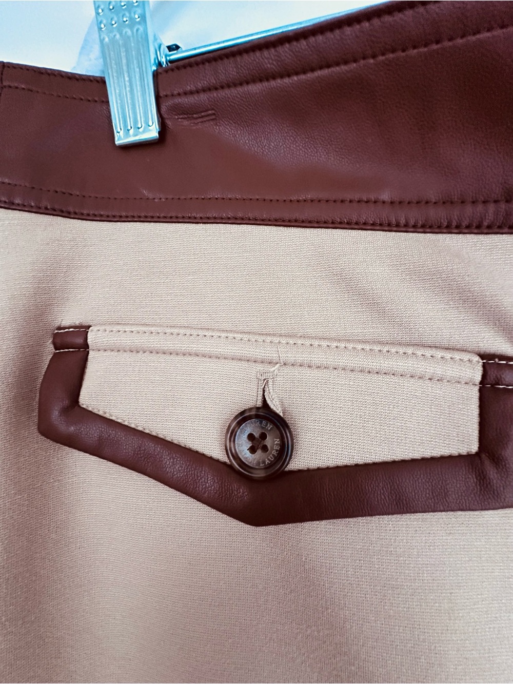 Ralph Lauren Beige Mini Skirt with Brown Trim and Belt Detail Size 16 - Picture 5 of 10